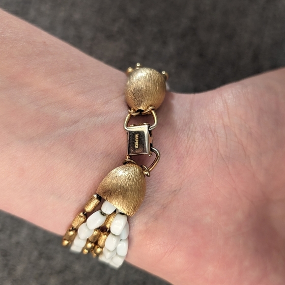 3/$15 | Vintage Napier 5-Strand Bracelet, White Enamel and Gold Toned - Picture 4 of 4